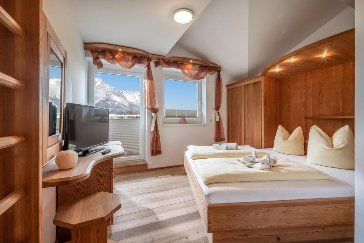 Bed & Breakfast Landhaus Strasser Soll Exterior photo