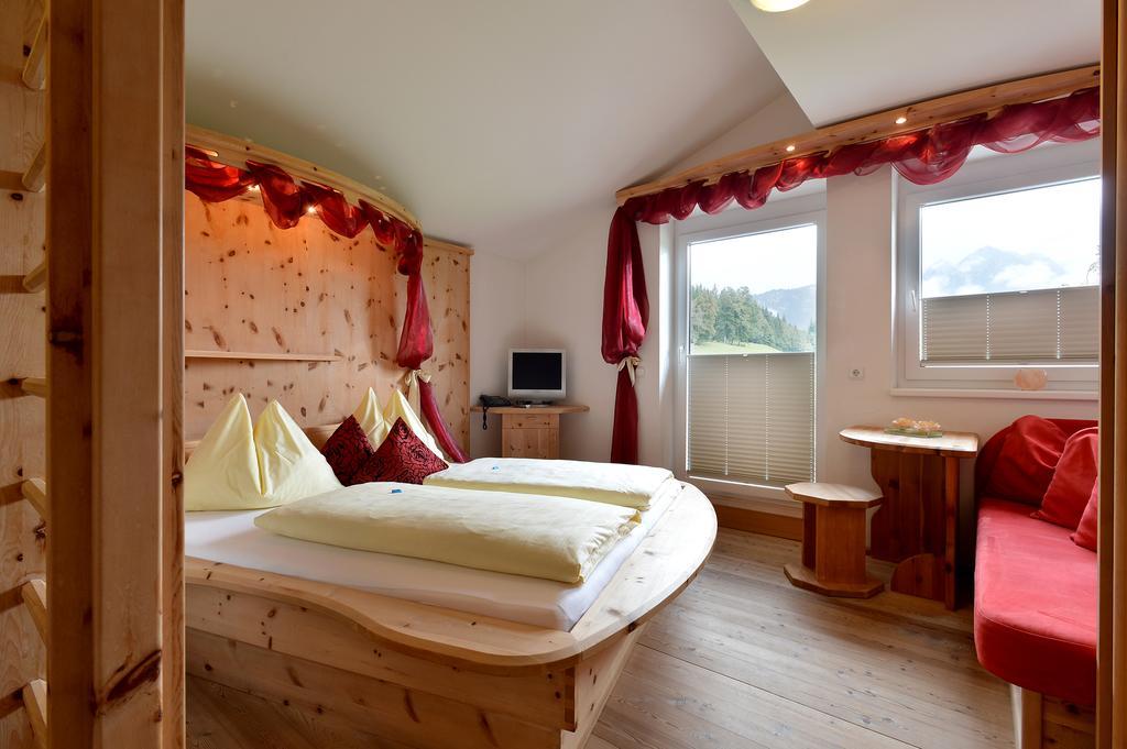 Bed & Breakfast Landhaus Strasser Soll Exterior photo
